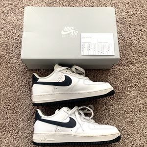 Nike Air Force 1